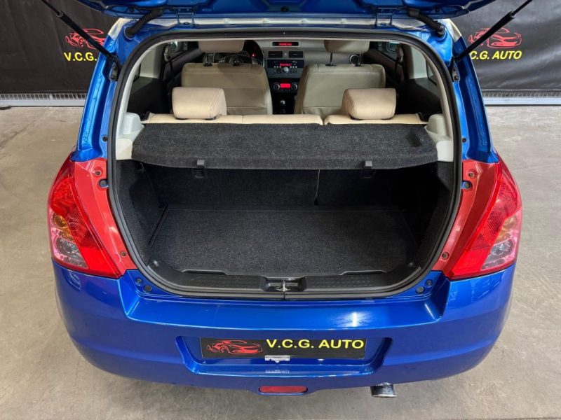 SUZUKI SWIFT 1.3 DDIS 93cv IN THE CITY 