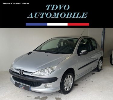 PEUGEOT 206 URBAN 1.4 75 ch pack clim / distribution faite