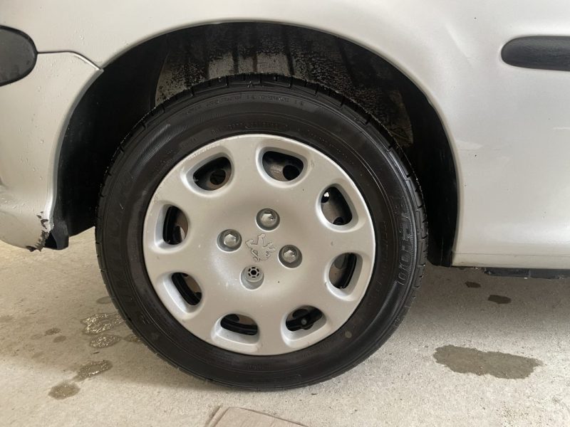 PEUGEOT 206 URBAN 1.4 75 ch pack clim / distribution faite