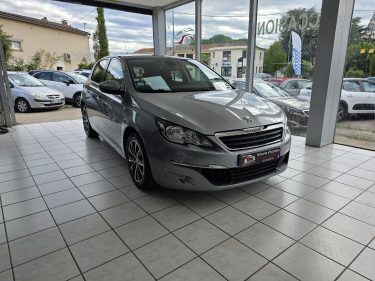 PEUGEOT 308 2015