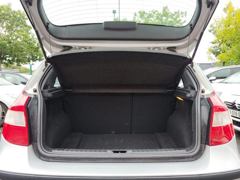 B.M.W. SERIE 1 118D 2.0 122 cv - Garantie 12 Mois