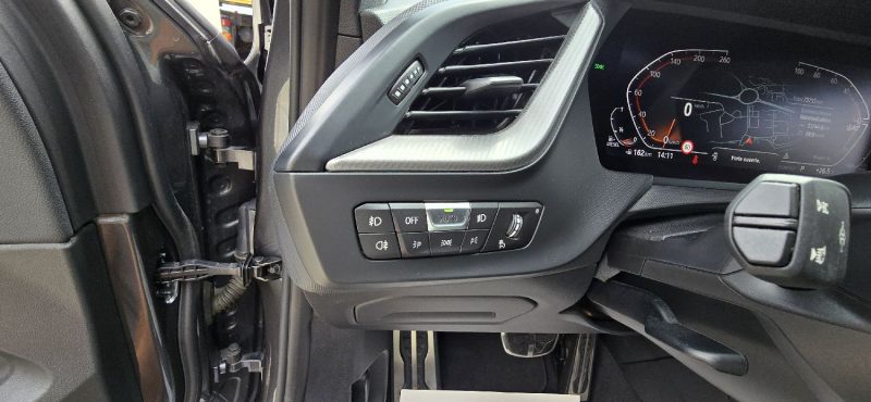 B.M.W. SERIE 1 118d 150cv Pack M  2021 / Bva 8