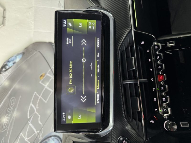 PEUGEOT 2008 2020 GT-LINE