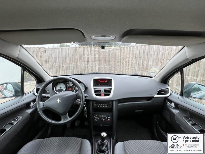 PEUGEOT 207 1.4 VTi 95 CH