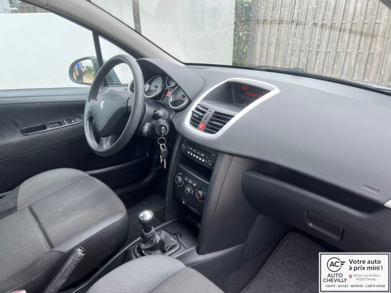PEUGEOT 207 1.4 VTi 95 CH