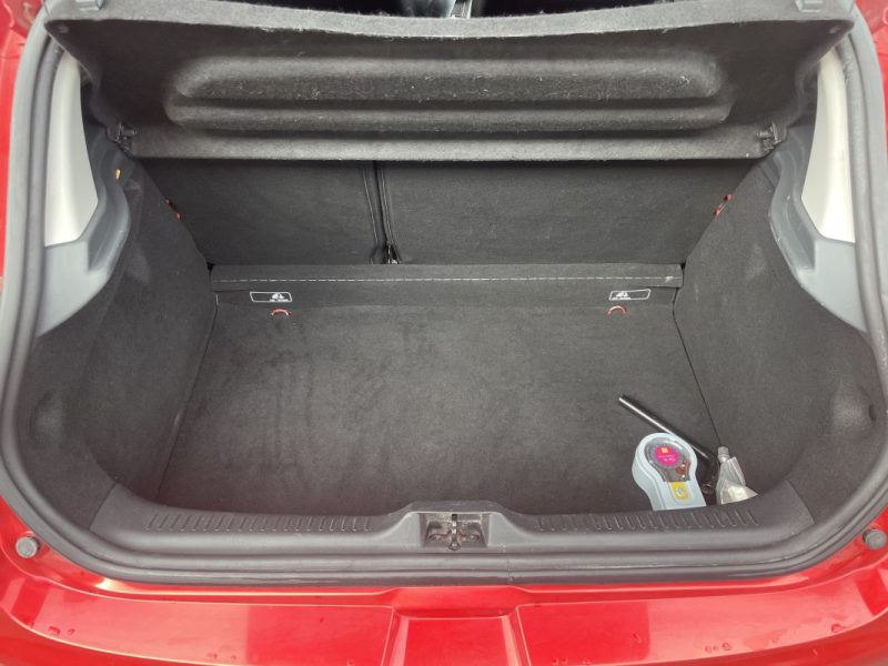 RENAULT CLIO IV 0.9 TCE 90 ENERGY DYNAMIQUE ECO2 - CHAINE DISTRIB NEUVE - GARANTIE 12 MOIS