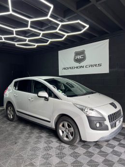 PEUGEOT 3008 1.6 HDi112 FAP Business Pack