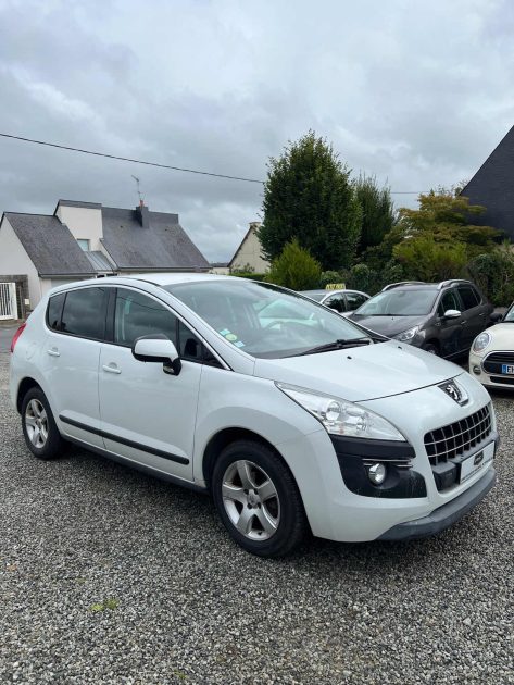 PEUGEOT 3008 1.6 HDi112 FAP Business Pack