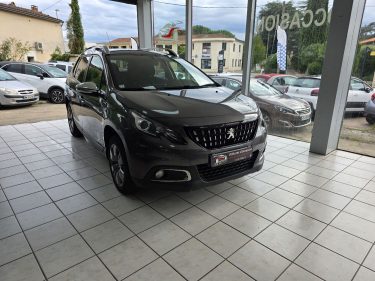 PEUGEOT 2008 2018