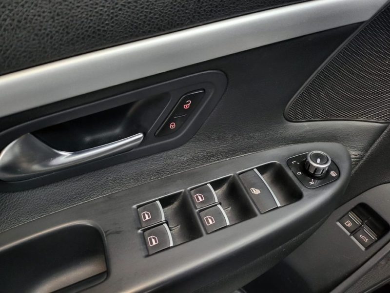 VOLKSWAGEN EOS 2.0 TDI Sportline BlueMotion Technology 136 cv 