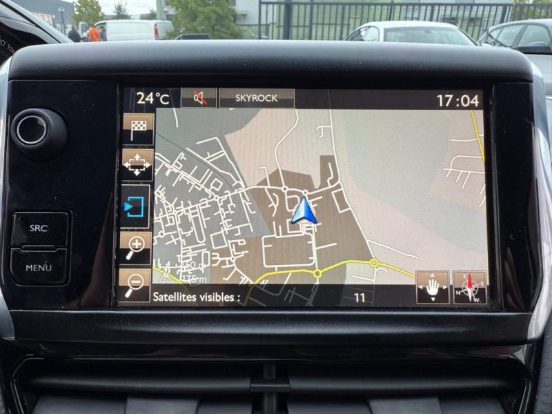 PEUGEOT 2008 1.6 BlueHDi 100ch 