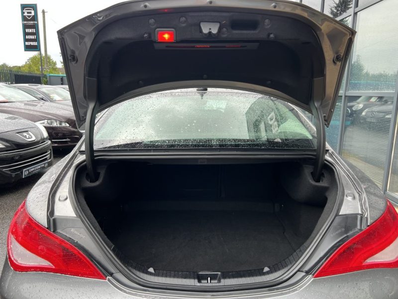 MERCEDES CLASSE CLA 180 1.6 i 122 Cv BOITE AUTOMATIQUE / 36 400 Kms CRIT AIR 1 - GARANTIE 1 AN