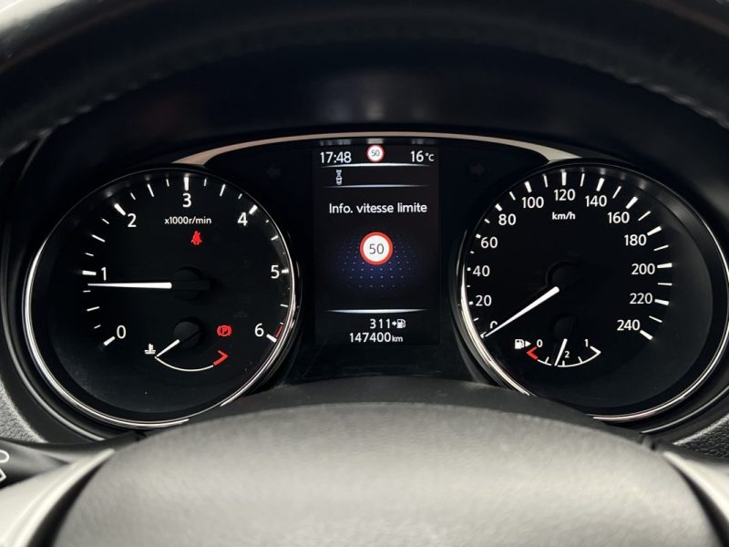 NISSAN X-TRAIL II N-CONNECTA 1.6 DCI 130 Cv 7 PLACES / TOIT OUVRANT ATTELAGE GPS - GARANTIE 1 AN