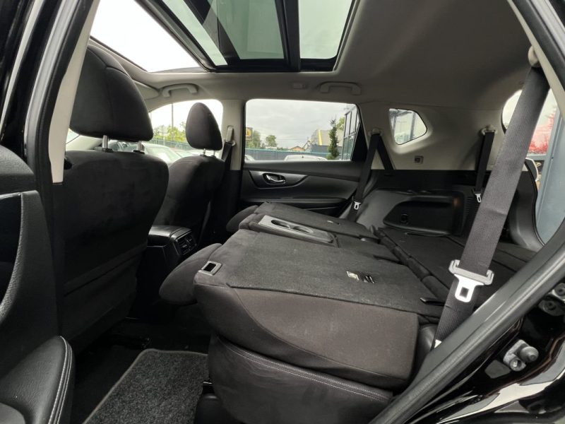 NISSAN X-TRAIL II N-CONNECTA 1.6 DCI 130 Cv 7 PLACES / TOIT OUVRANT ATTELAGE GPS - GARANTIE 1 AN