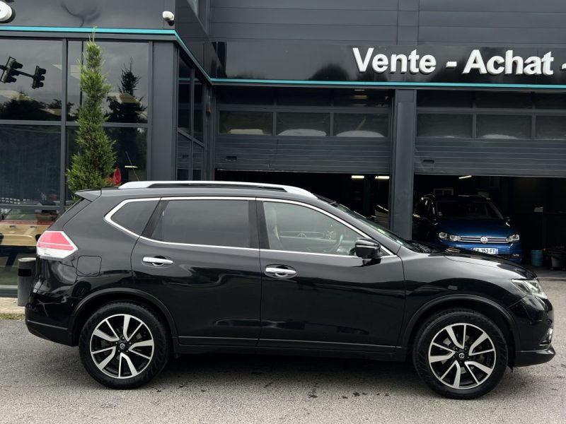 NISSAN X-TRAIL II N-CONNECTA 1.6 DCI 130 Cv 7 PLACES / TOIT OUVRANT ATTELAGE GPS - GARANTIE 1 AN