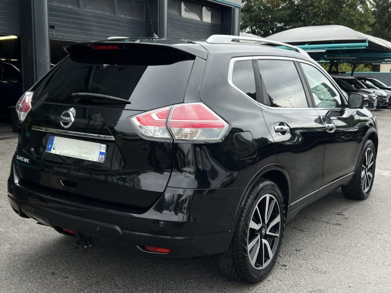 NISSAN X-TRAIL II N-CONNECTA 1.6 DCI 130 Cv 7 PLACES / TOIT OUVRANT ATTELAGE GPS - GARANTIE 1 AN