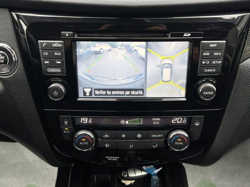 NISSAN X-TRAIL II N-CONNECTA 1.6 DCI 130 Cv 7 PLACES / TOIT OUVRANT ATTELAGE GPS - GARANTIE 1 AN