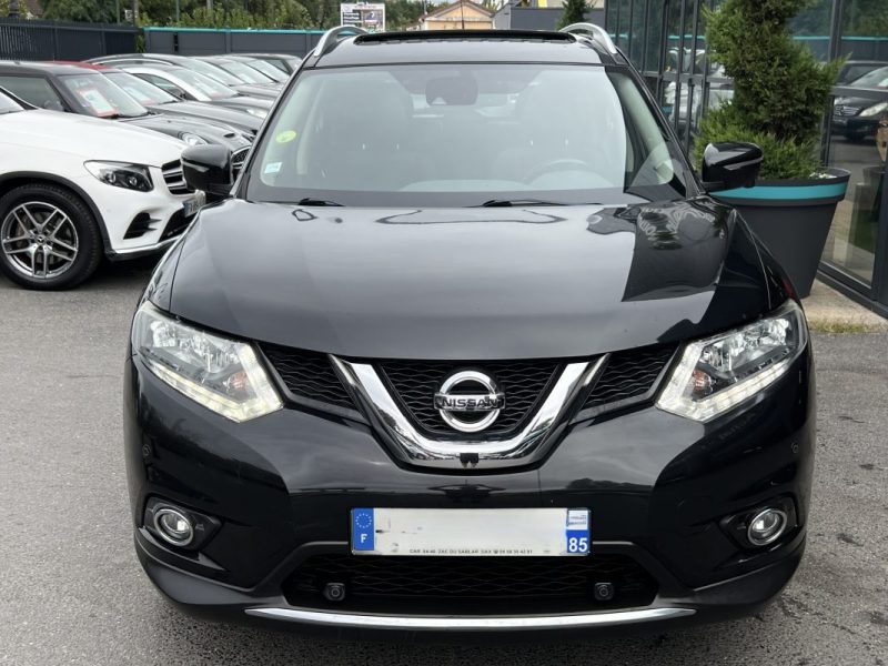 NISSAN X-TRAIL II N-CONNECTA 1.6 DCI 130 Cv 7 PLACES / TOIT OUVRANT ATTELAGE GPS - GARANTIE 1 AN