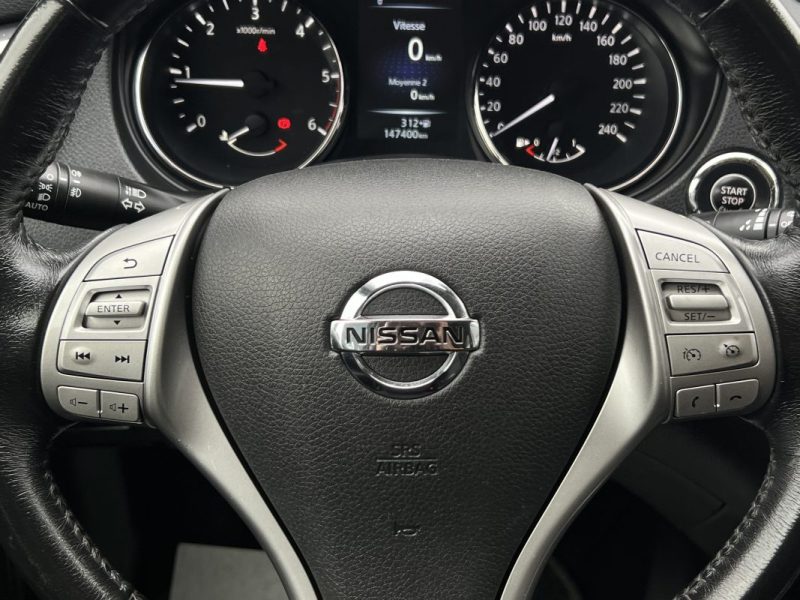 NISSAN X-TRAIL II N-CONNECTA 1.6 DCI 130 Cv 7 PLACES / TOIT OUVRANT ATTELAGE GPS - GARANTIE 1 AN