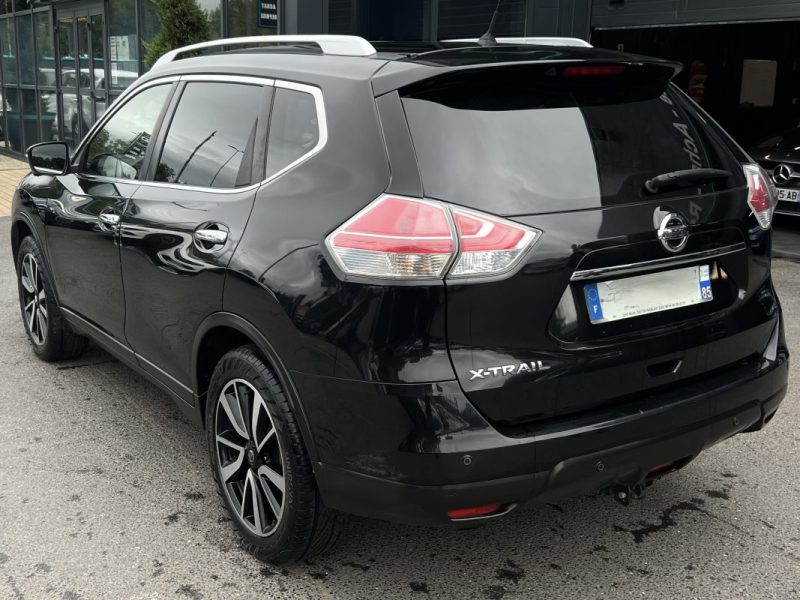 NISSAN X-TRAIL II N-CONNECTA 1.6 DCI 130 Cv 7 PLACES / TOIT OUVRANT ATTELAGE GPS - GARANTIE 1 AN