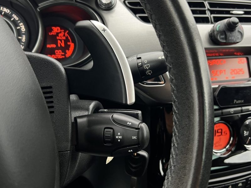 CITROEN C3 II EXCLUSIVE 1.4 VTI 95 Cv BOITE AUTO / TOIT PANO 49 200 Kms CRIT AIR 1 - GARANTIE 1 AN