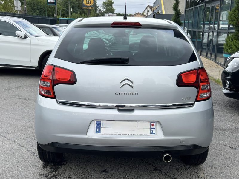 CITROEN C3 II EXCLUSIVE 1.4 VTI 95 Cv BOITE AUTO / TOIT PANO 49 200 Kms CRIT AIR 1 - GARANTIE 1 AN