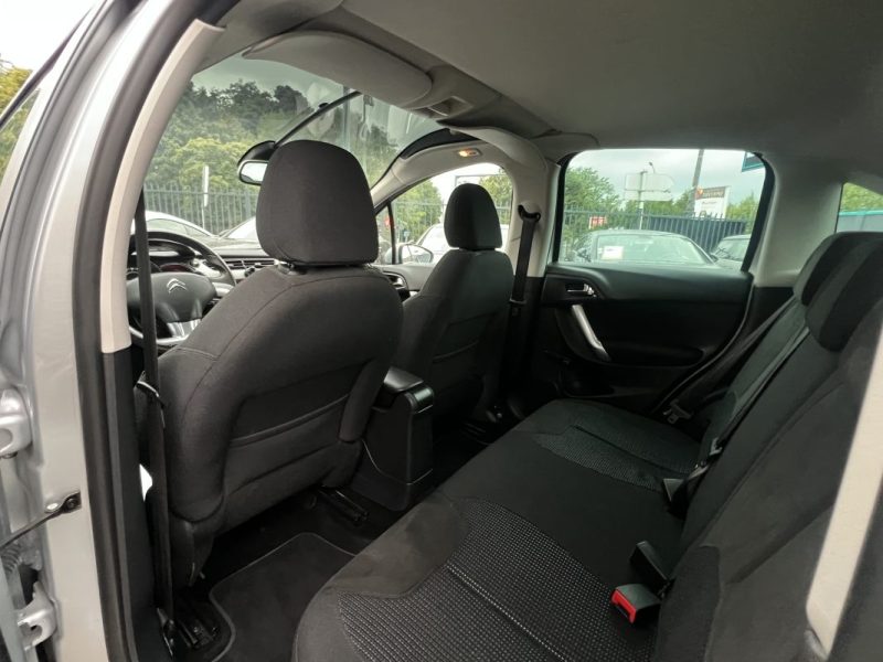 CITROEN C3 II EXCLUSIVE 1.4 VTI 95 Cv BOITE AUTO / TOIT PANO 49 200 Kms CRIT AIR 1 - GARANTIE 1 AN