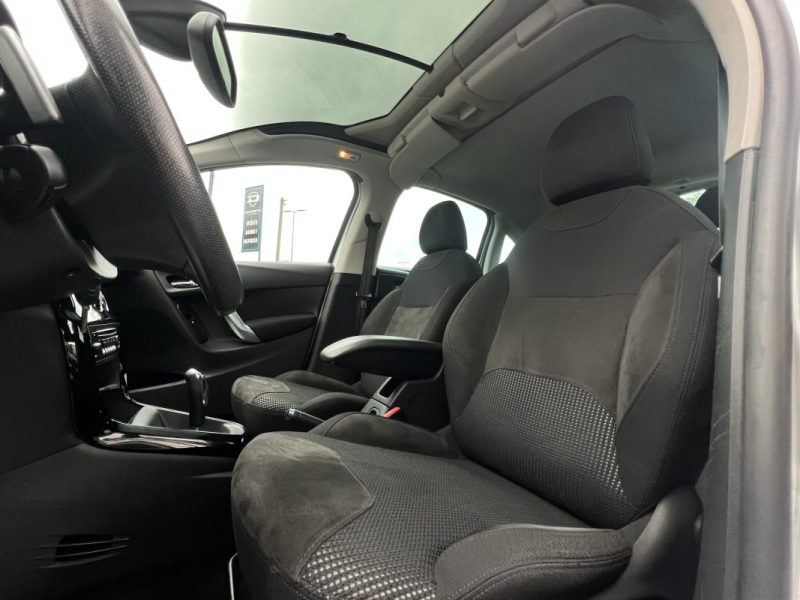 CITROEN C3 II EXCLUSIVE 1.4 VTI 95 Cv BOITE AUTO / TOIT PANO 49 200 Kms CRIT AIR 1 - GARANTIE 1 AN