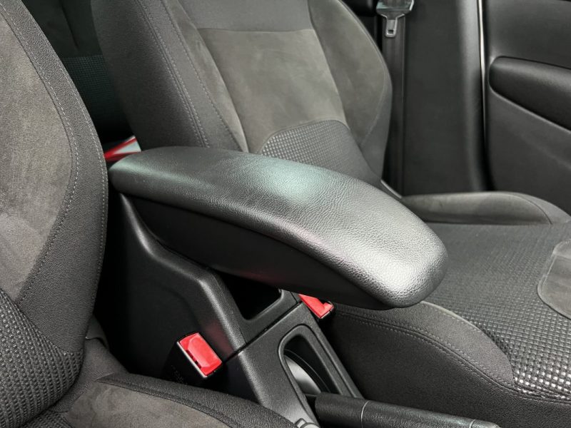 CITROEN C3 II EXCLUSIVE 1.4 VTI 95 Cv BOITE AUTO / TOIT PANO 49 200 Kms CRIT AIR 1 - GARANTIE 1 AN