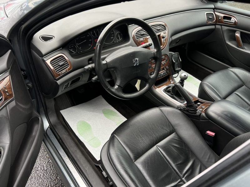 PEUGEOT 607 2.2 160 Cv VENTE EN ETAT / LIRE L'ANNONCE - 1ERE MAIN / 68 600 Kms