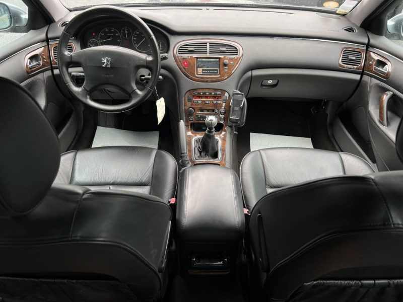 PEUGEOT 607 2.2 160 Cv VENTE EN ETAT / LIRE L'ANNONCE - 1ERE MAIN / 68 600 Kms