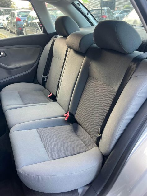 SEAT IBIZA III 1.4 16V 1390cm3 75cv 