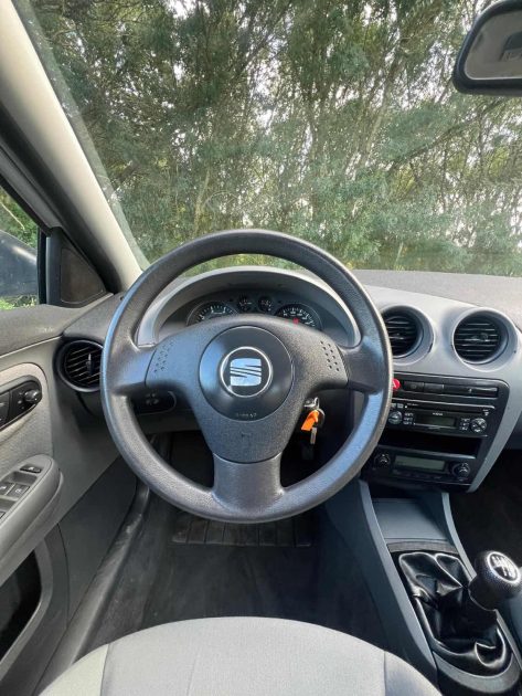 SEAT IBIZA III 1.4 16V 1390cm3 75cv 