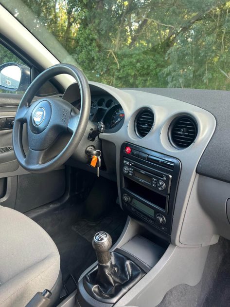SEAT IBIZA III 1.4 16V 1390cm3 75cv 