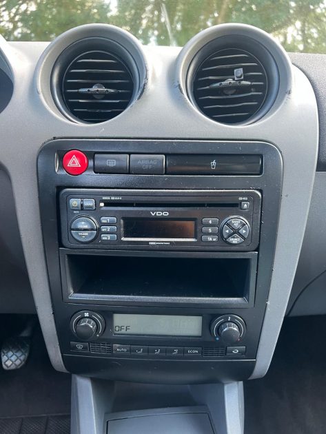 SEAT IBIZA III 1.4 16V 1390cm3 75cv 