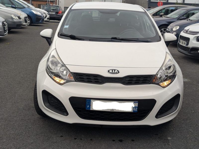 KIA  RIO 1.2I 85CV ET 5CV FISCAUX DISTRIBUTION A CHAINE 