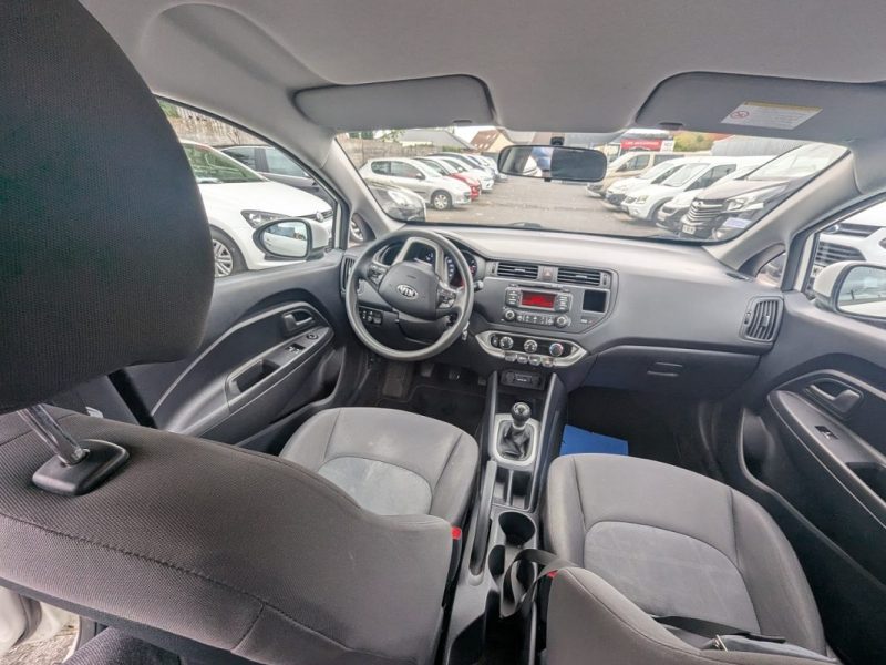 KIA  RIO 1.2I 85CV ET 5CV FISCAUX DISTRIBUTION A CHAINE 