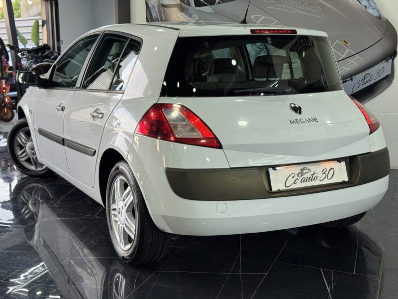 RENAULT MEGANE 2005 1.6 16V