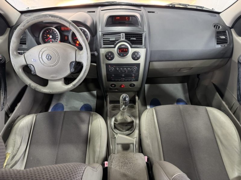 RENAULT MEGANE 2005 1.6 16V