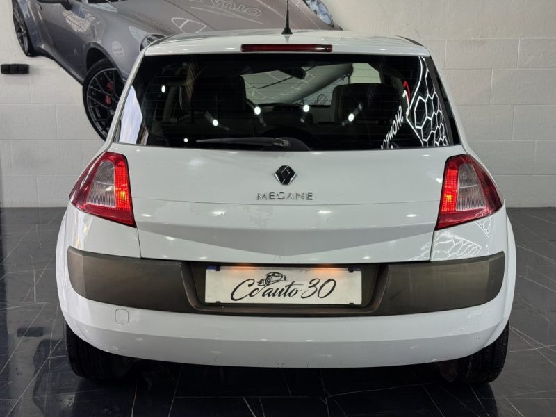 RENAULT MEGANE 2005 1.6 16V