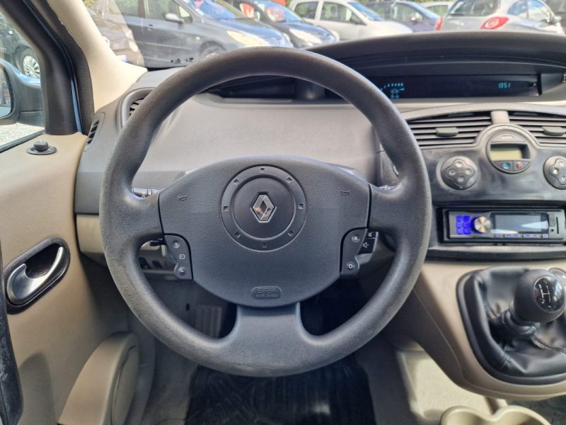 RENAULT MEGANE SCENIC 2004