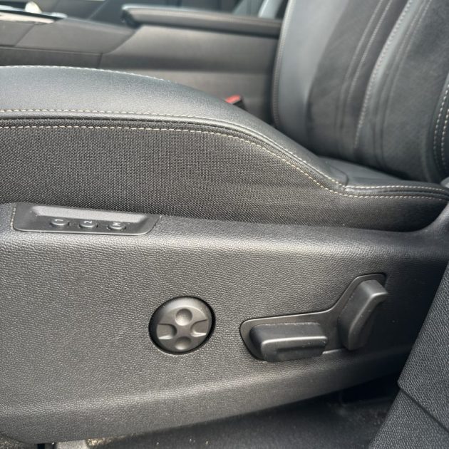 PEUGEOT 3008 1.5 BlueHDi 130ch S&S Active Pack EAT8 Garantie 12 mois 