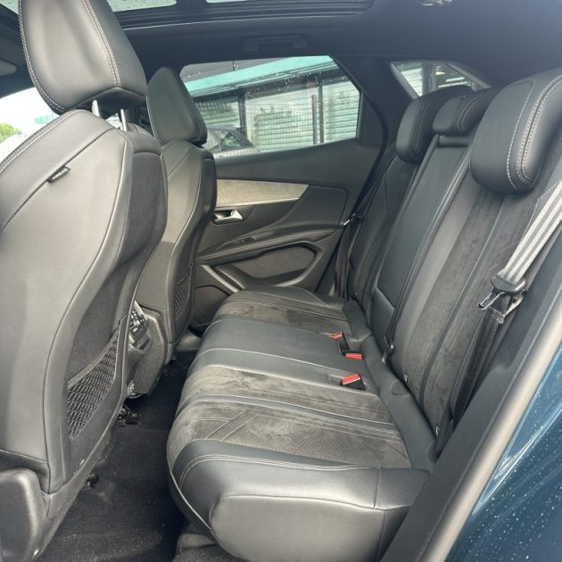 PEUGEOT 3008 1.5 BlueHDi 130ch S&S Active Pack EAT8 Garantie 12 mois 