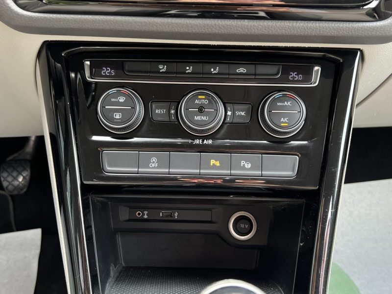 VOLKSWAGEN TOURAN III 1.6 TDI 110 Cv GPS TACTILE / CRIT AIR 2 - GARANTIE 1 AN