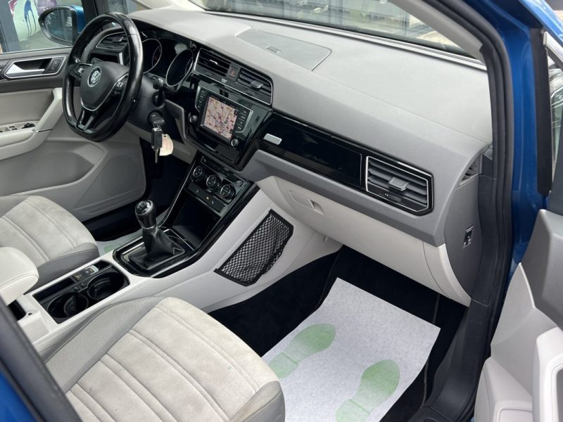 VOLKSWAGEN TOURAN III 1.6 TDI 110 Cv GPS TACTILE / CRIT AIR 2 - GARANTIE 1 AN