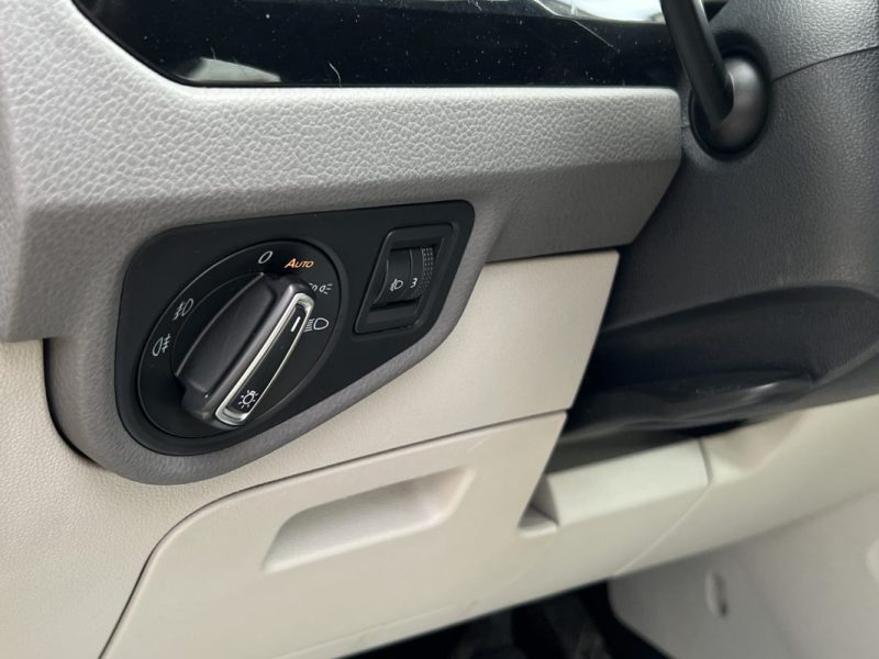 VOLKSWAGEN TOURAN III 1.6 TDI 110 Cv GPS TACTILE / CRIT AIR 2 - GARANTIE 1 AN