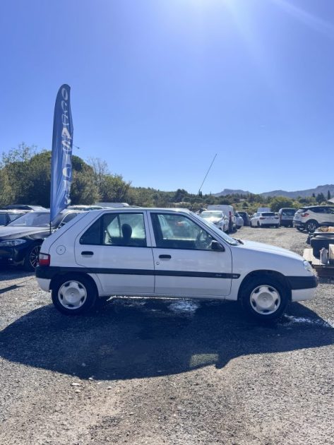 CITROEN SAXO 1.4i EXCLUSIVE BOITE AUTOMATIQUE 