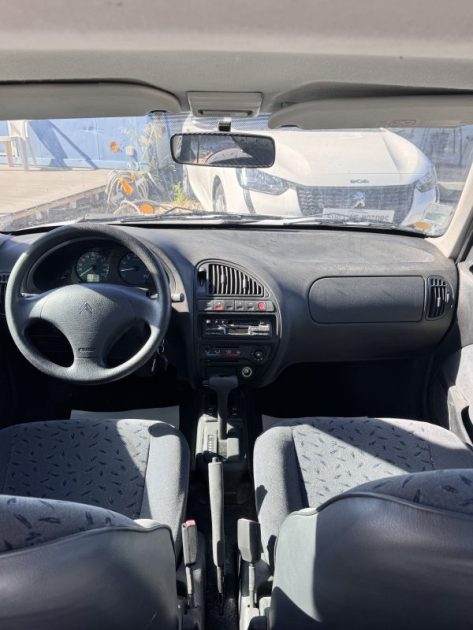 CITROEN SAXO 1.4i EXCLUSIVE BOITE AUTOMATIQUE 