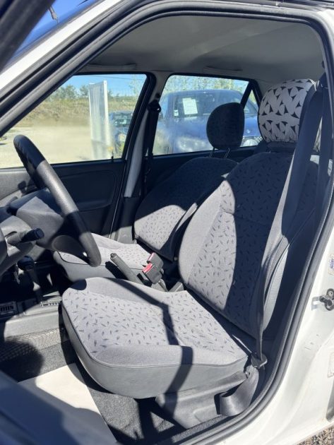 CITROEN SAXO 1.4i EXCLUSIVE BOITE AUTOMATIQUE 