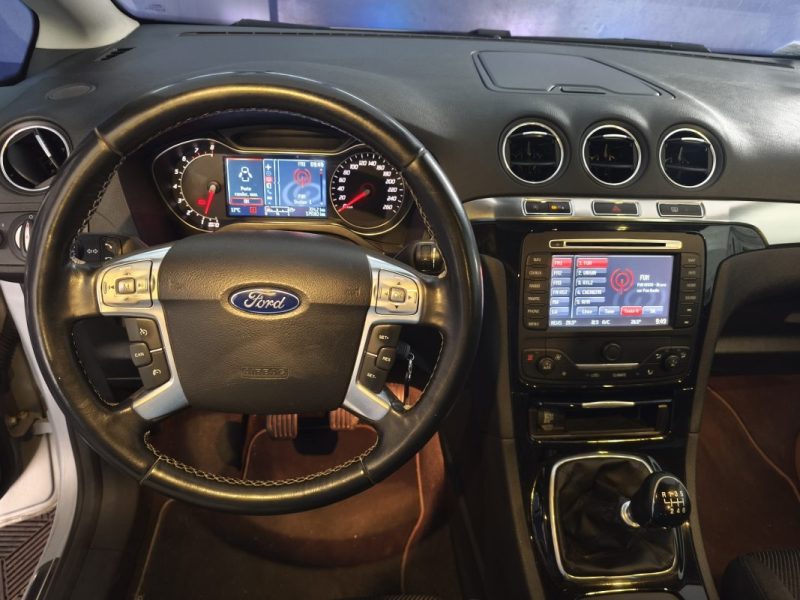 FORD FORD S-MAX 1.6 SCTI 160 Cv EDITION SNS TITANIUM - HISTORIQUE D\'ENTRETIEN - REGULATEUR DE VITESSE - RADAR AV ET AR - GPS  2013